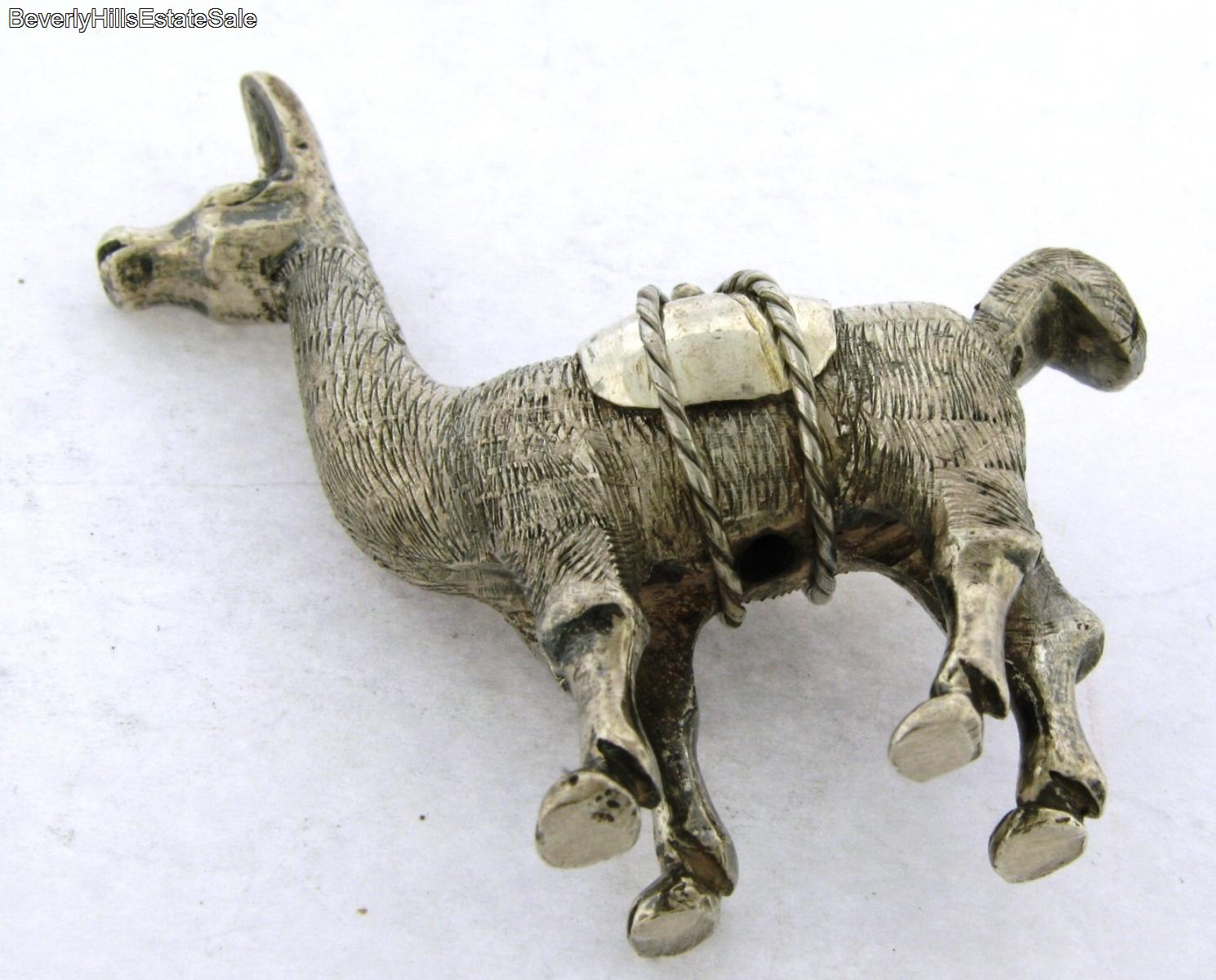 llama figurines